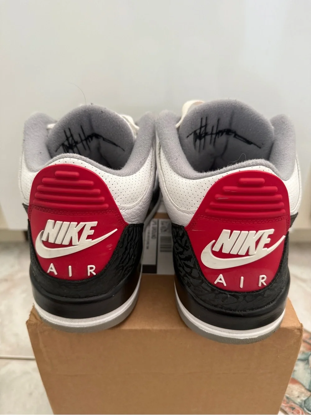 Nike Air Jordan 3 Retro Tinker Hatfield -  Men’s 11.5 - Picture 4 of 9